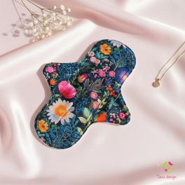   24 cm cloth pad with colorful flowers pattern for moderate to heavy flow