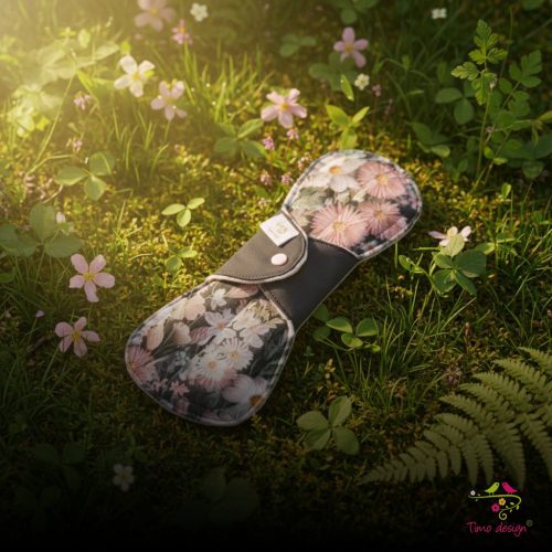 28 cm-es virágos mosható női betét, extra erős vérzéshez