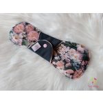 28 cm-es virágos mosható női betét, extra erős vérzéshez