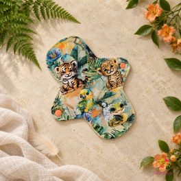   20 cm "Jungle" teen cloth pad for light to moderate flow