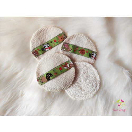 Reusable makeup removal pads with forest animals pattern
